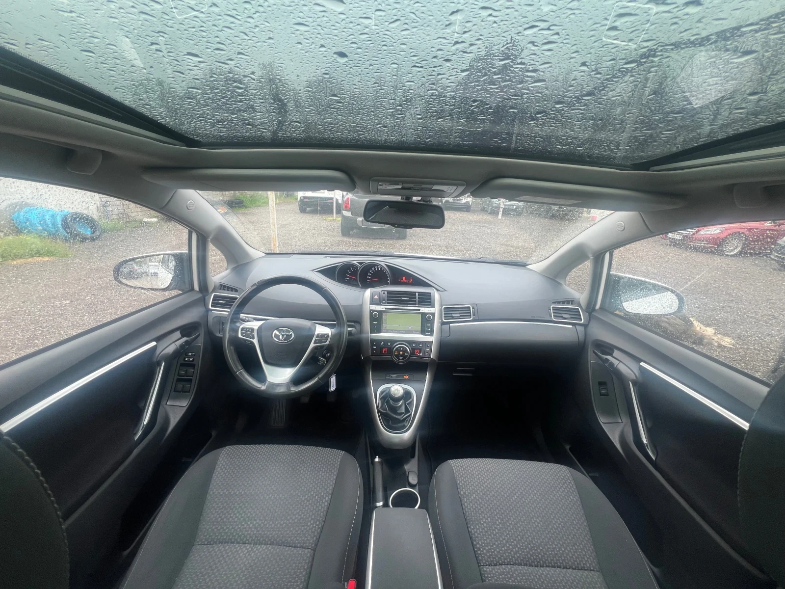 Toyota Corolla verso 2.0 D Sol | Mobile.bg � ����������� 13