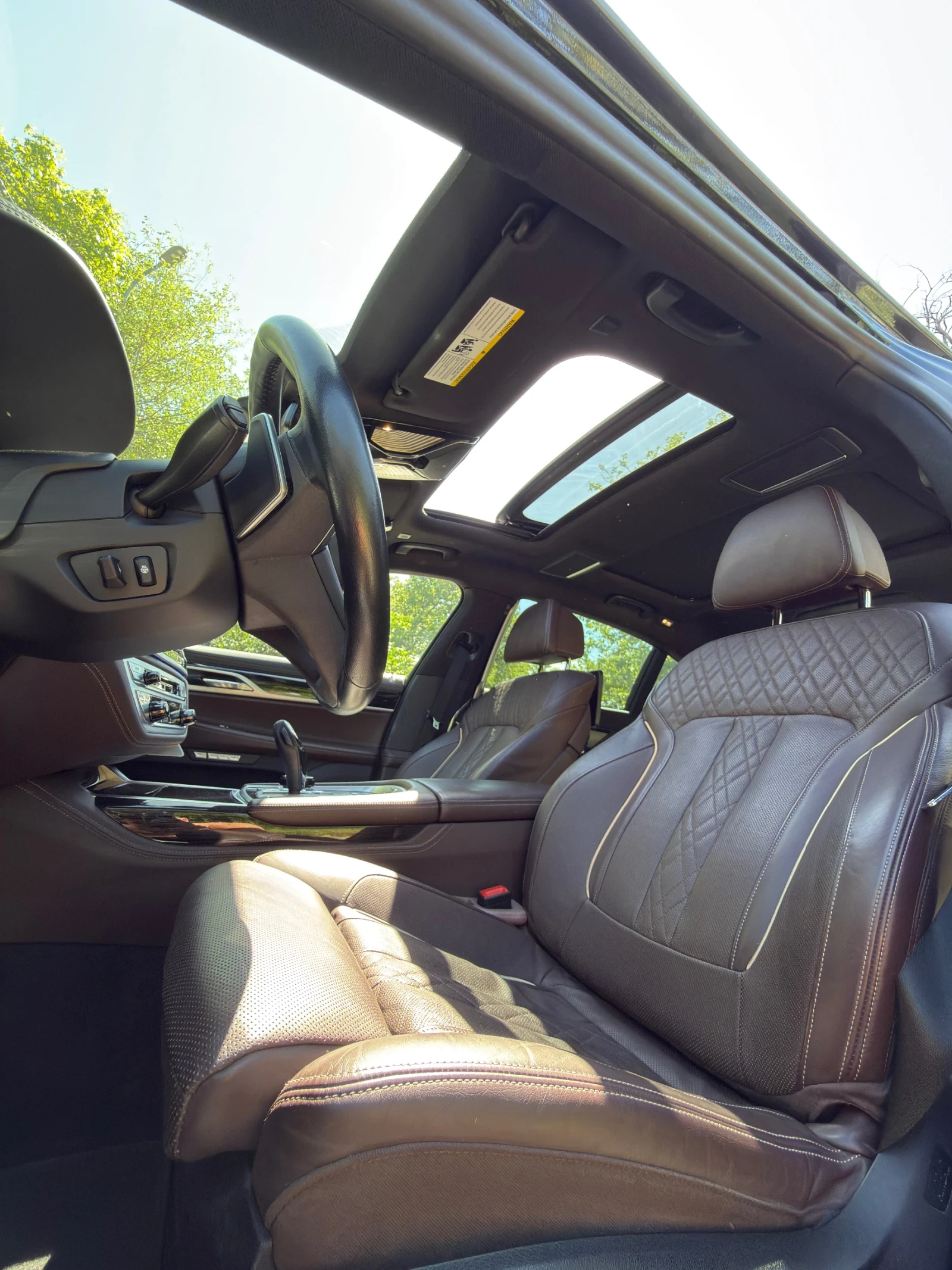 BMW 750 LI X-Drive, снимка 9 - Автомобили и джипове - 54543139