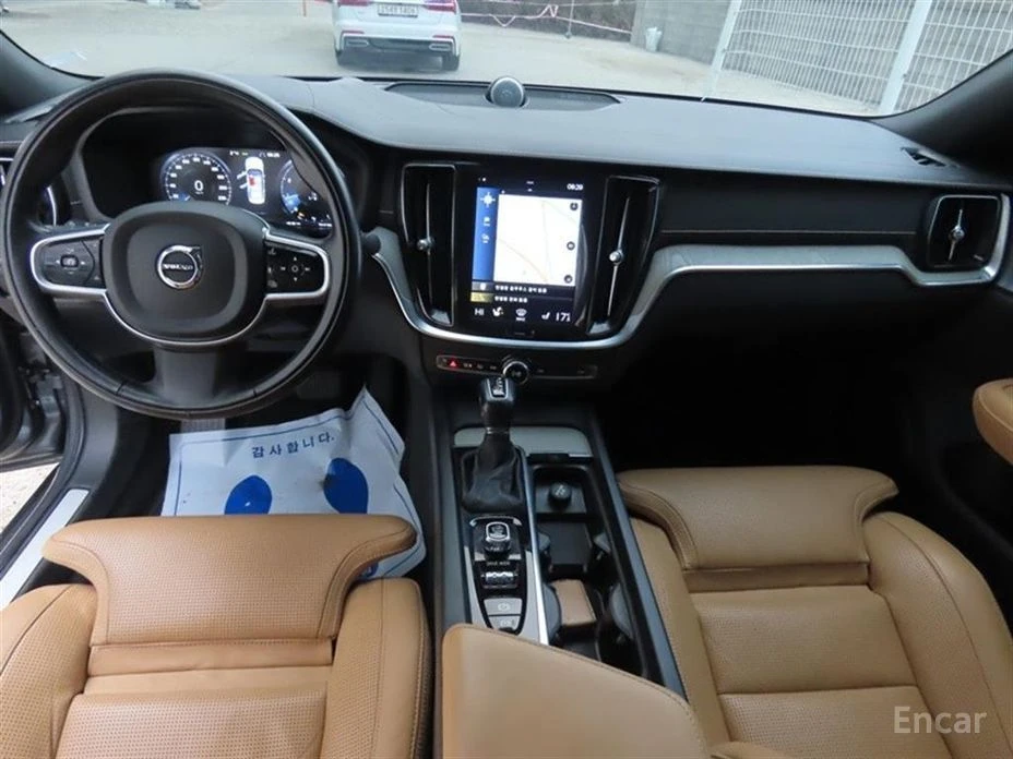 Volvo S60, снимка 8 - Автомобили и джипове - 54569125