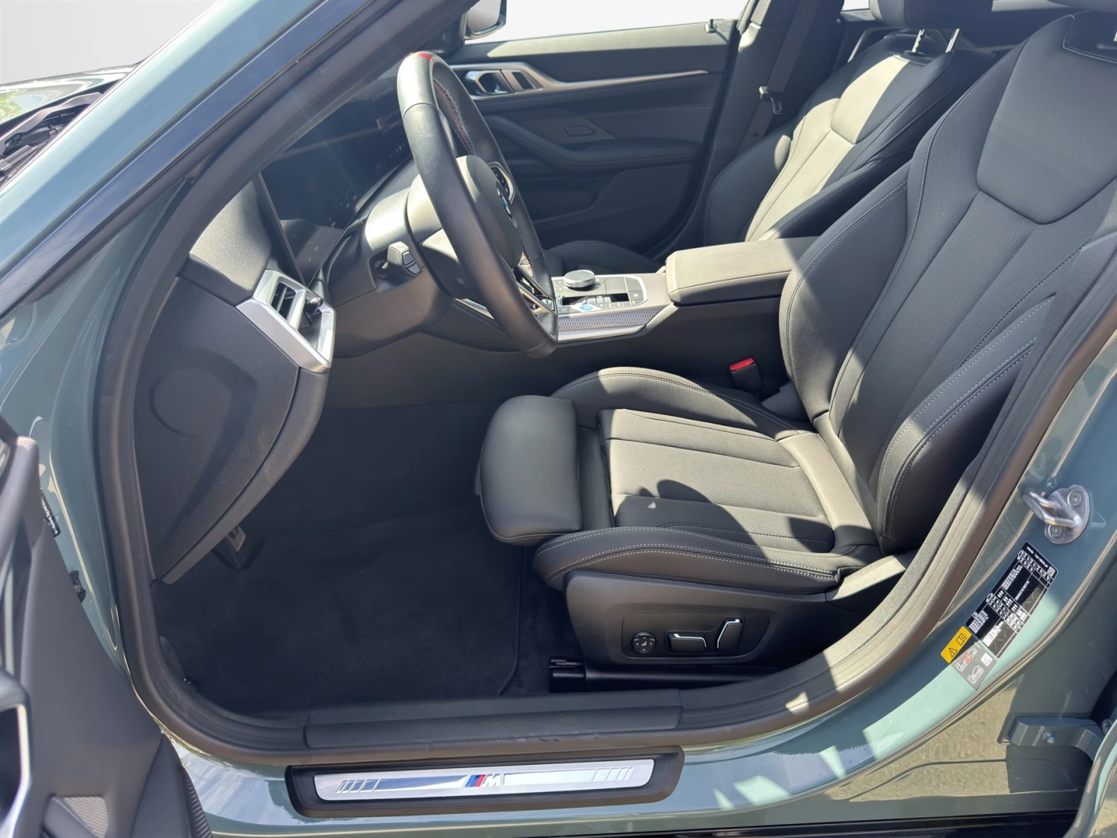 BMW i4 M50 xDrive Гран Купе, снимка 6 - Автомобили и джипове - 54606045