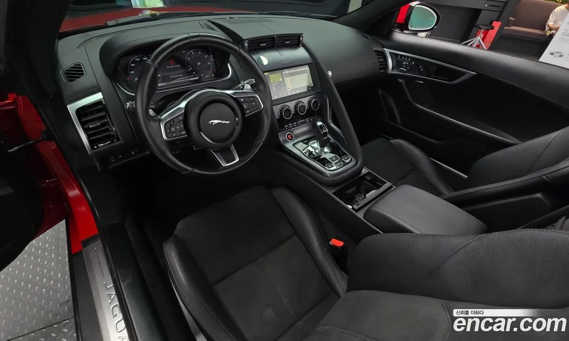 Jaguar F-Type P300* MERIDIAN* DIGITAL* КАМЕРА, снимка 7 - Автомобили и джипове - 55089133