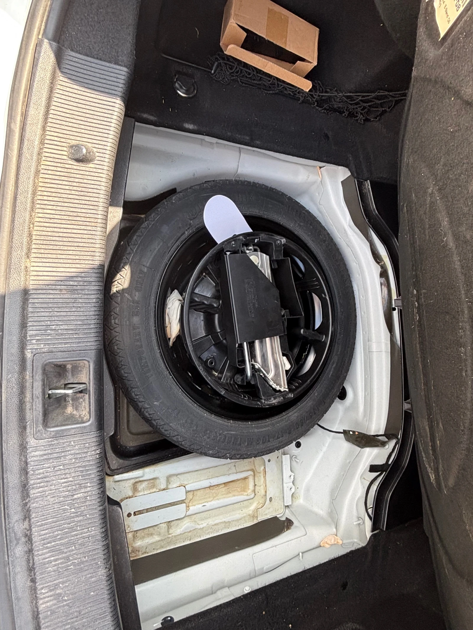 Mercedes-Benz E 500, снимка 12 - Автомобили и джипове - 55103052