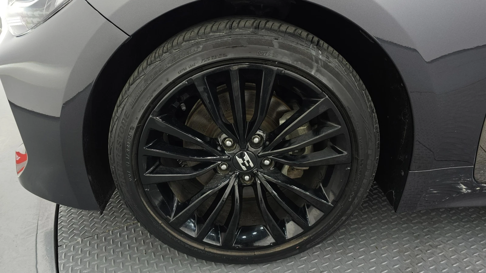 Kia Stinger 2.2 Diesel 2WD, снимка 14 - Автомобили и джипове - 55509697