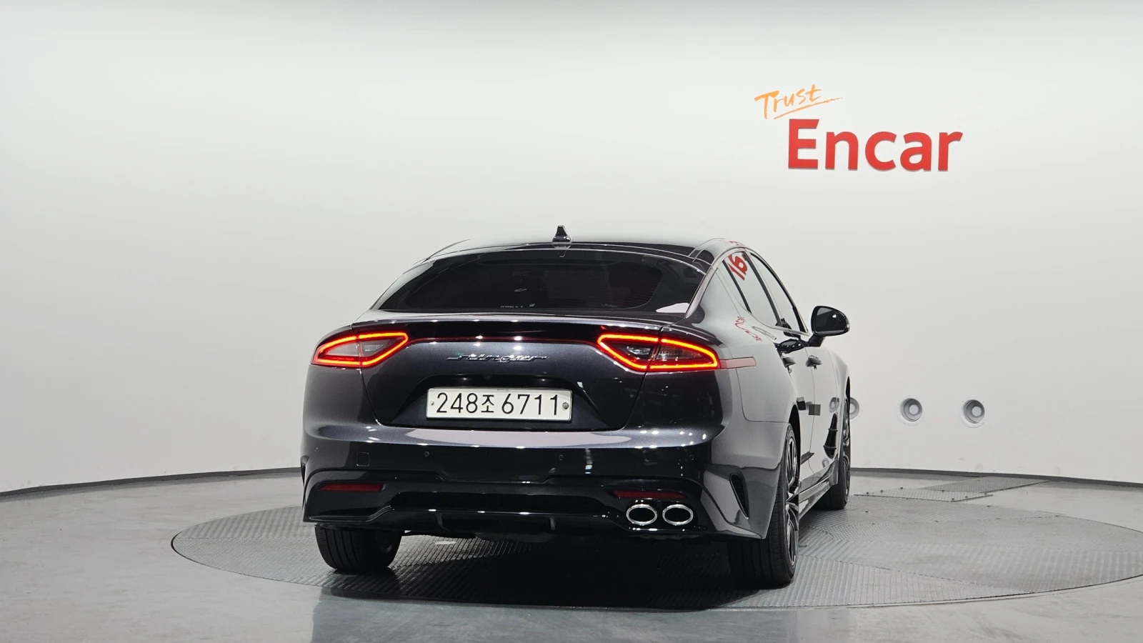Kia Stinger 2.2 Diesel 2WD, снимка 4 - Автомобили и джипове - 55509697