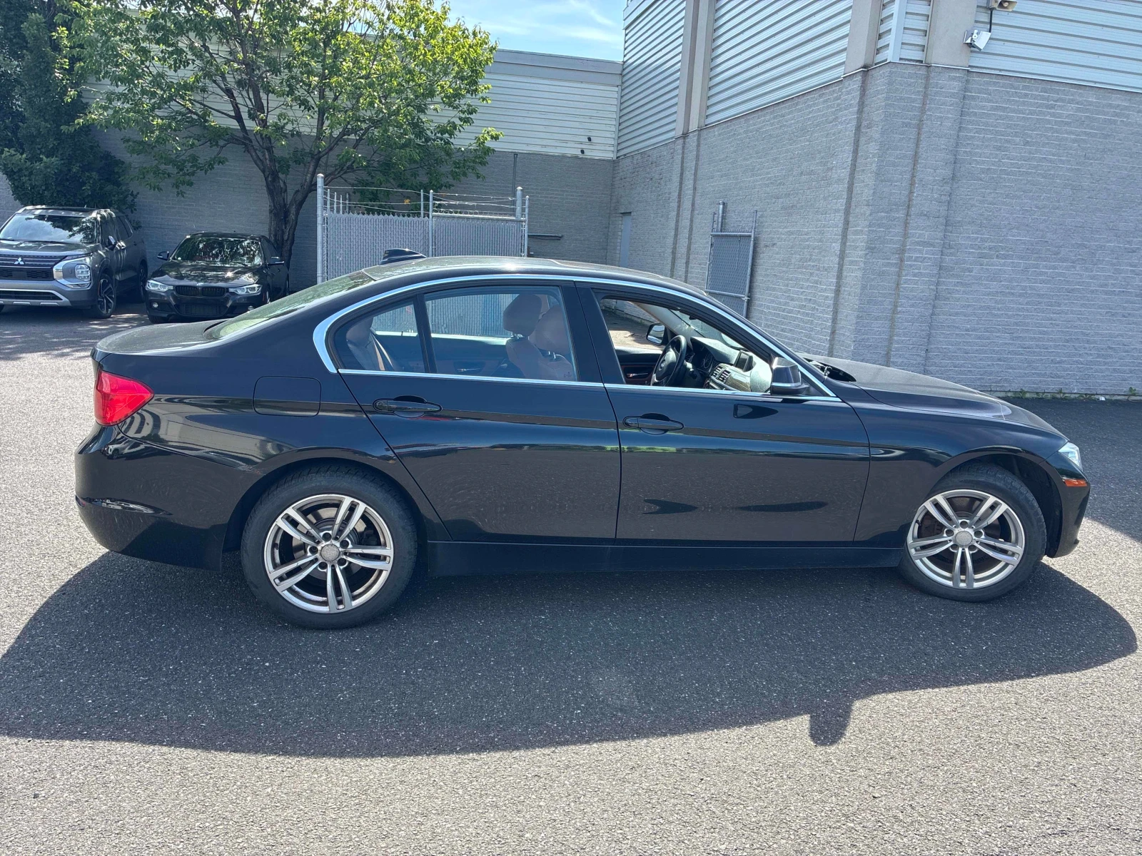 BMW 328  xDrive /  CARFAX / АВТОКРЕДИТ , снимка 3 - Автомобили и джипове - 55842535