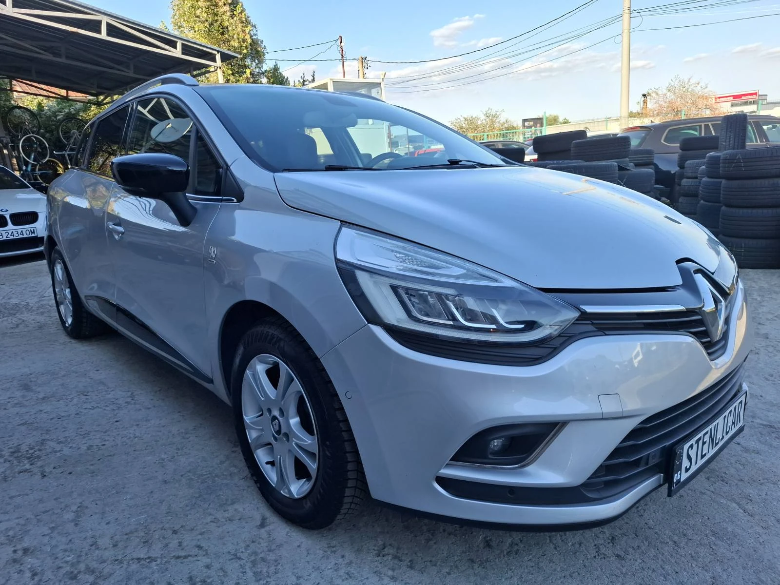 Renault Clio Clio Grandtour 1.2 TCe, снимка 5 - Автомобили и джипове - 56217518