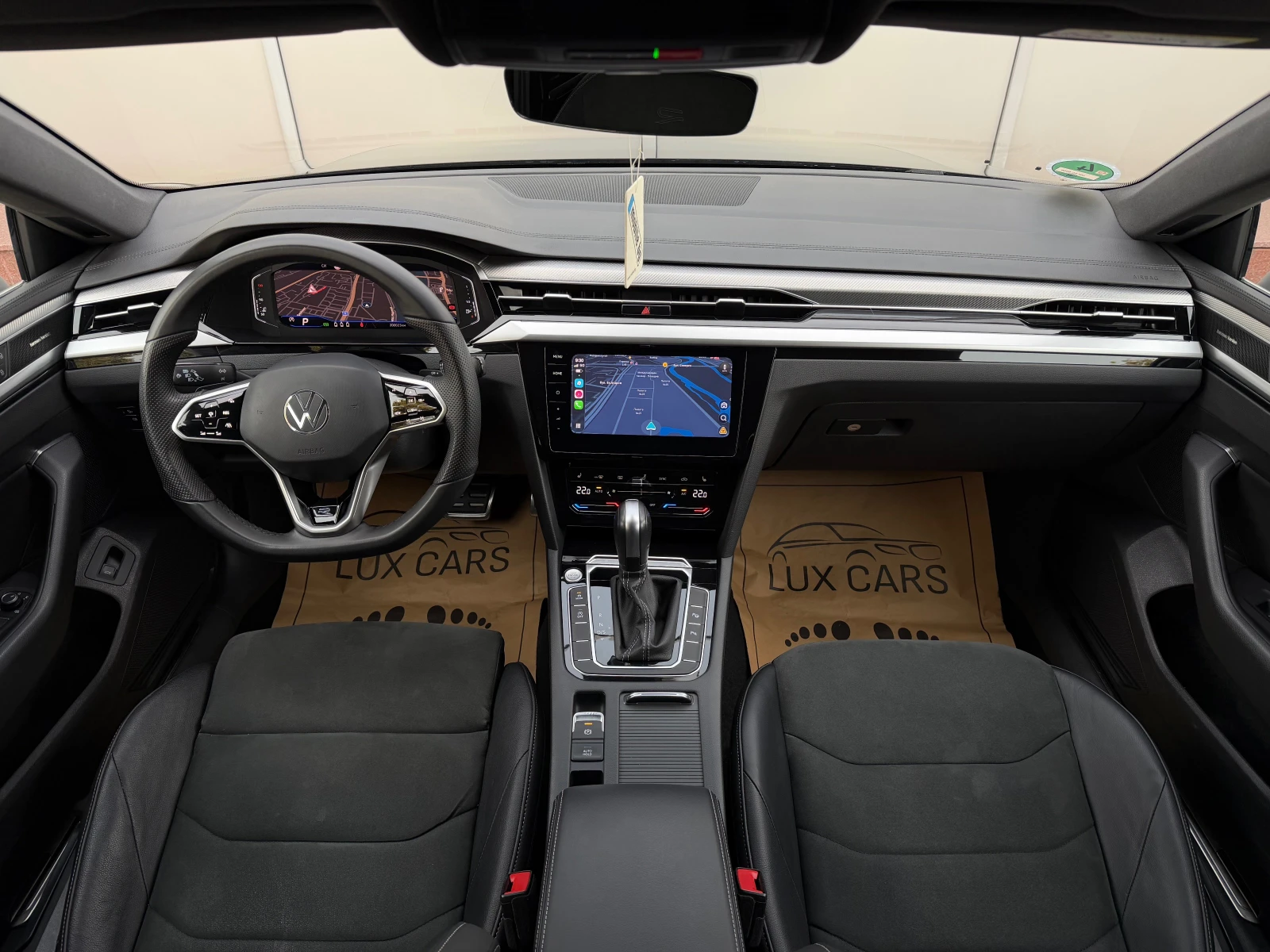 VW Arteon -R-line-Massage-Keyless-Ambient-Navi-4M-Harman-, снимка 7 - Автомобили и джипове - 56238777
