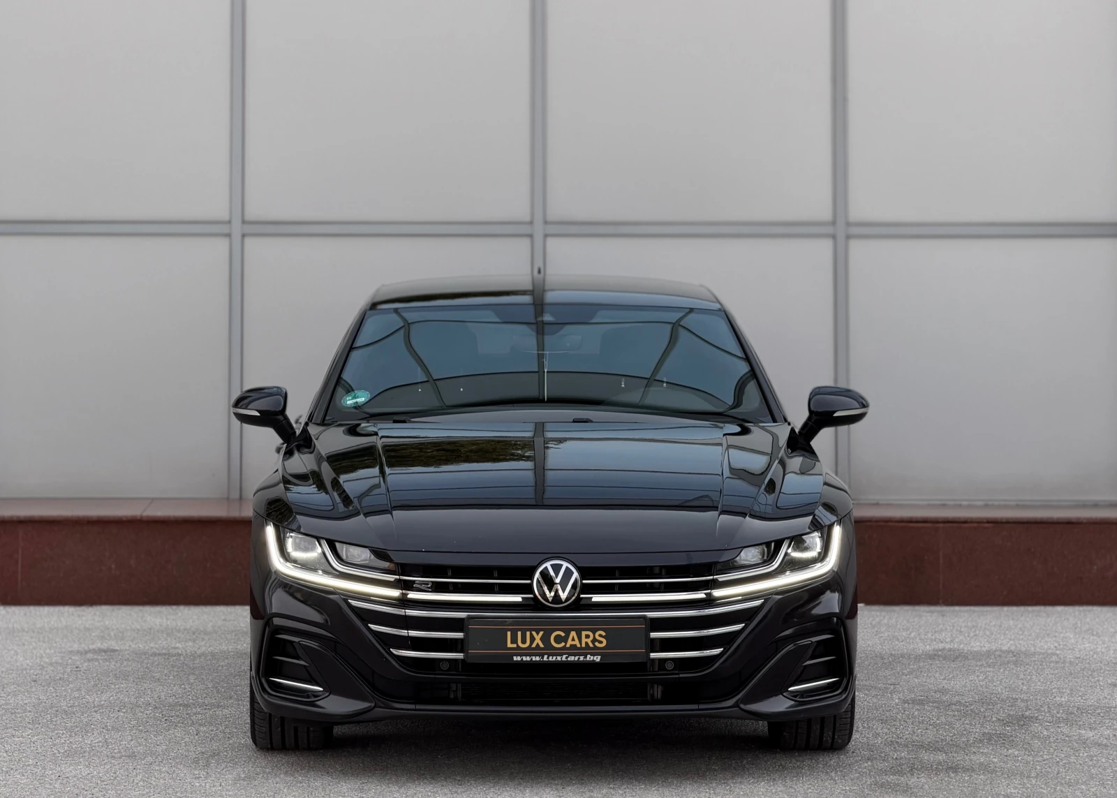 VW Arteon -R-line-Massage-Keyless-Ambient-Navi-4M-Harman-, снимка 6 - Автомобили и джипове - 56238777
