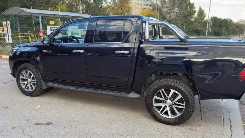 Toyota Hilux, снимка 11 - Автомобили и джипове - 52529386