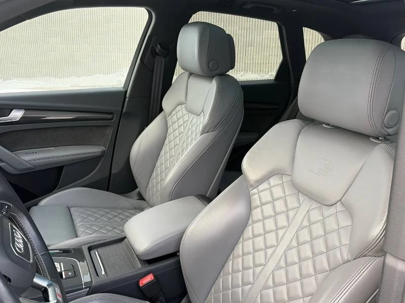 Audi SQ5 * Technik  * ДИСТРОНИК * 360 * NAVI * ПОДГРЕВ, снимка 8 - Автомобили и джипове - 53344236