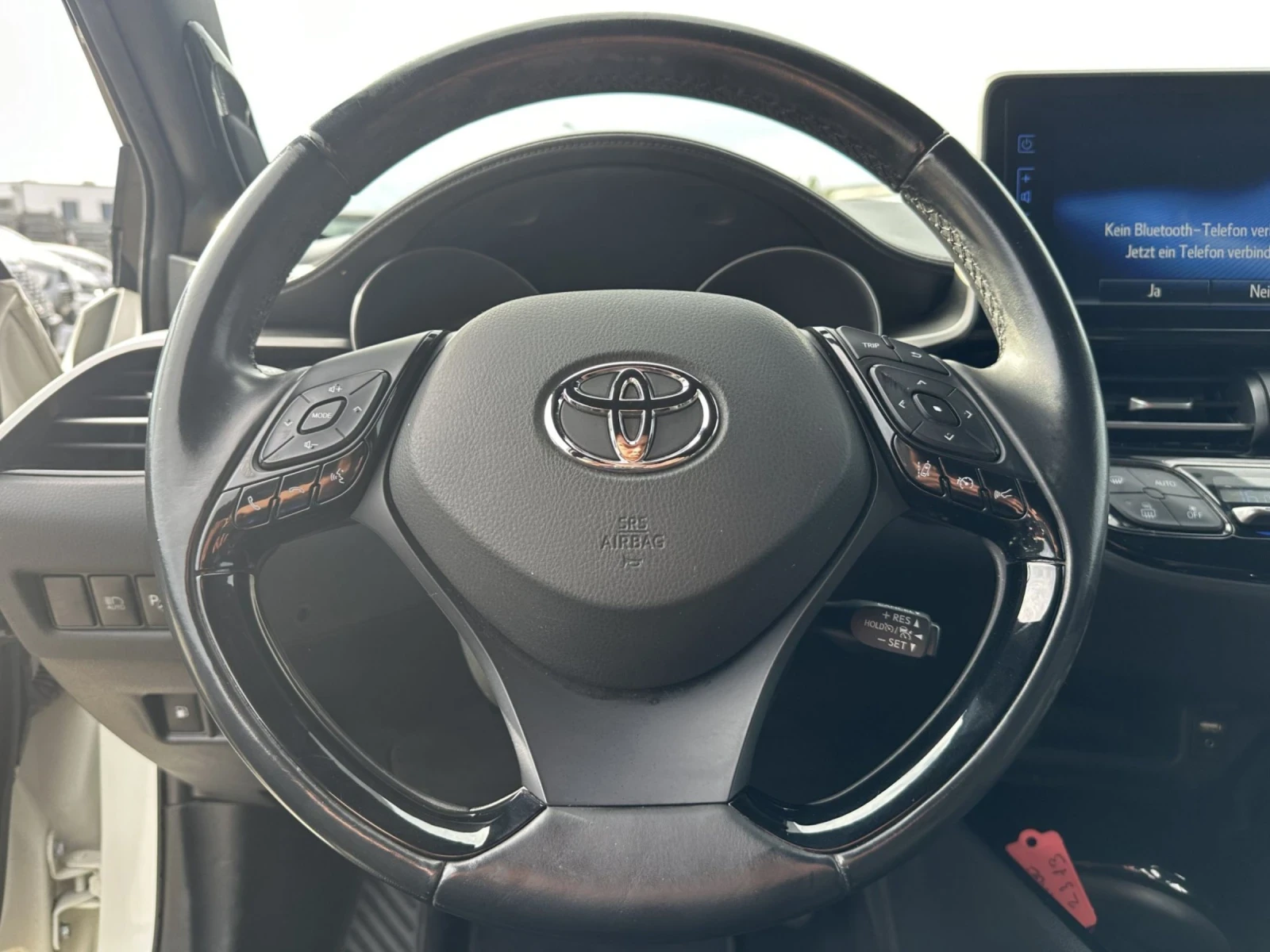 Toyota C-HR 1.8 Graphic - Hybrid - изображение 9