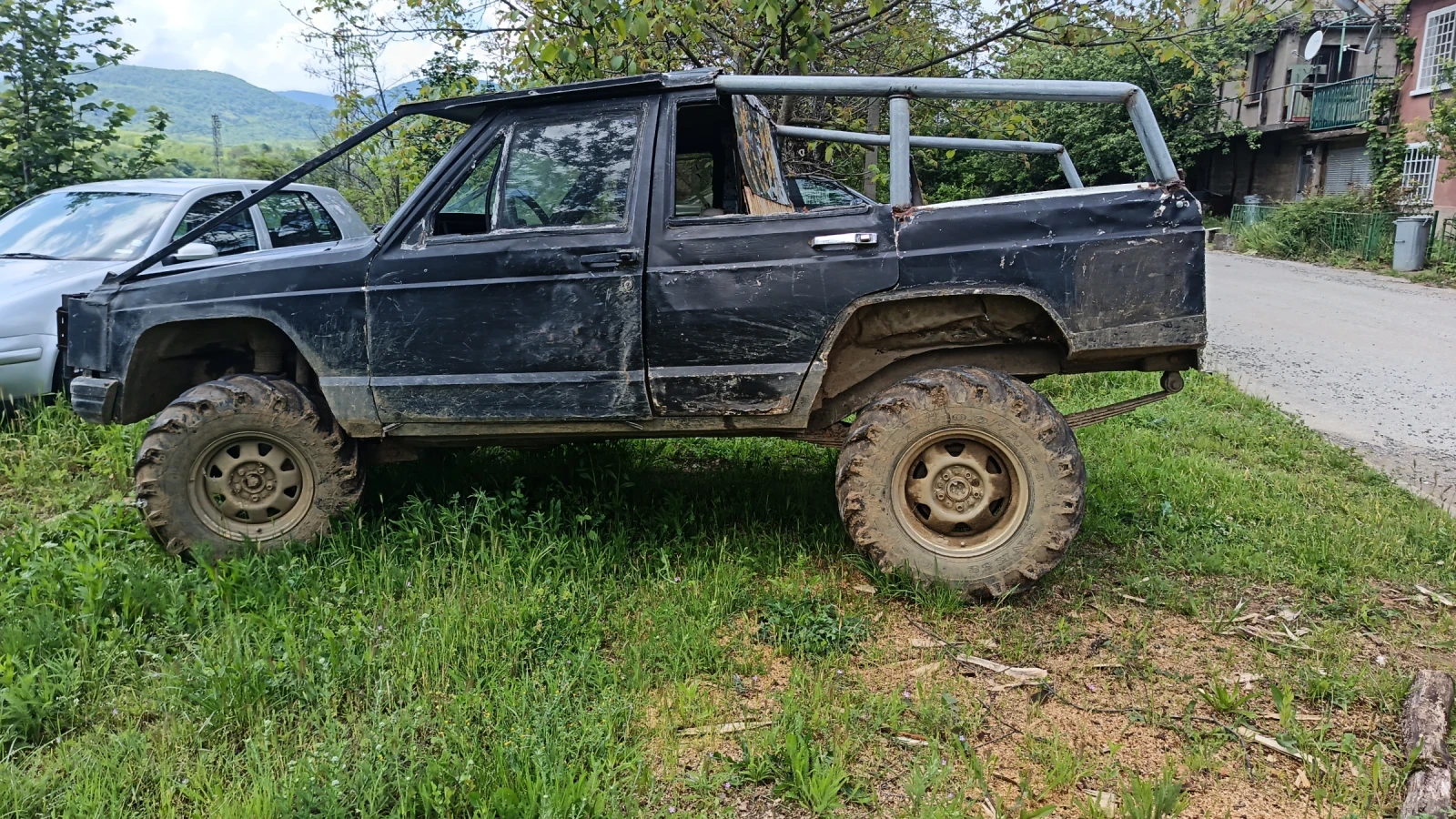 Jeep Cherokee 4.0 - изображение 4