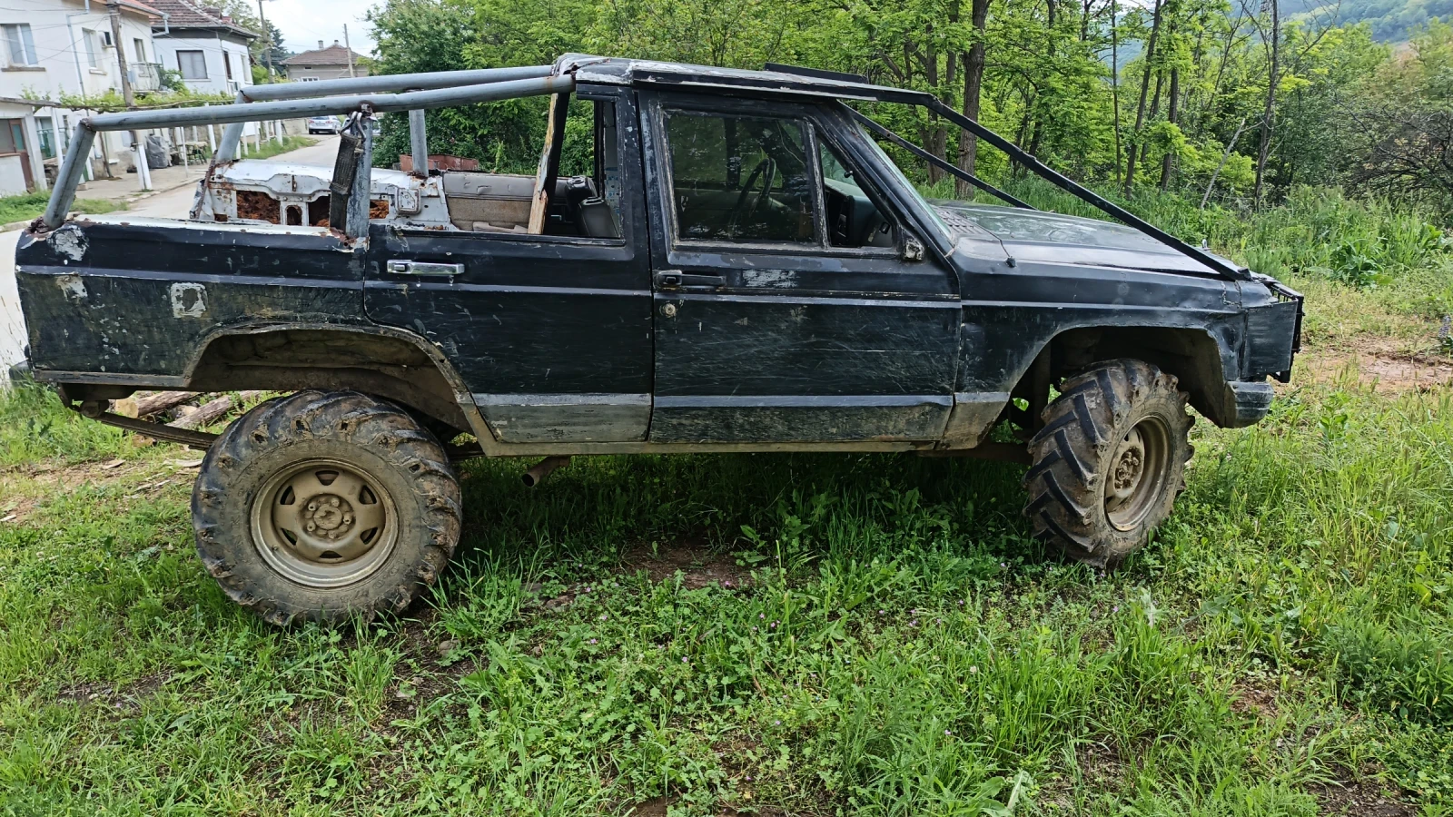 Jeep Cherokee 4.0 - изображение 2