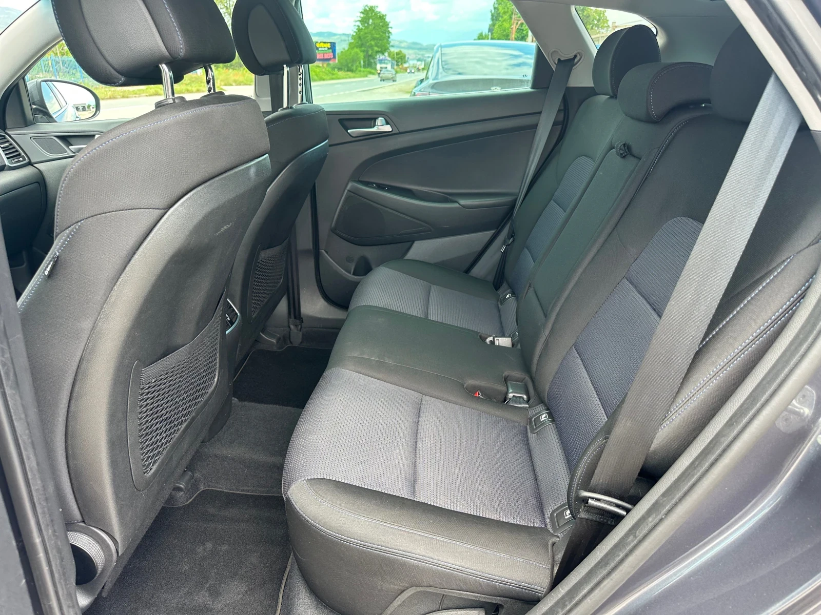 Hyundai Tucson AUTOMATIC EURO6 - изображение 8