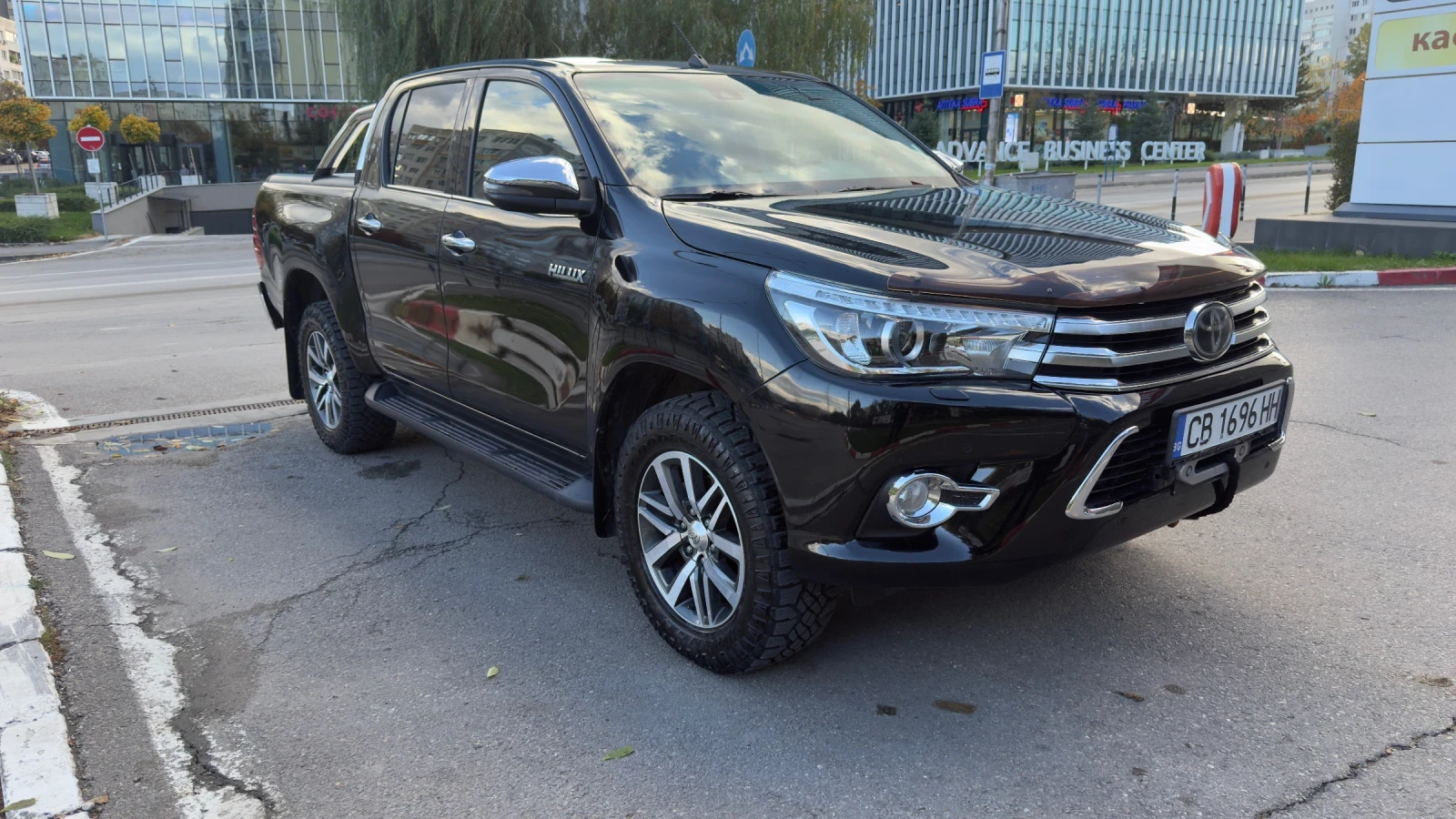Toyota Hilux  - изображение 3