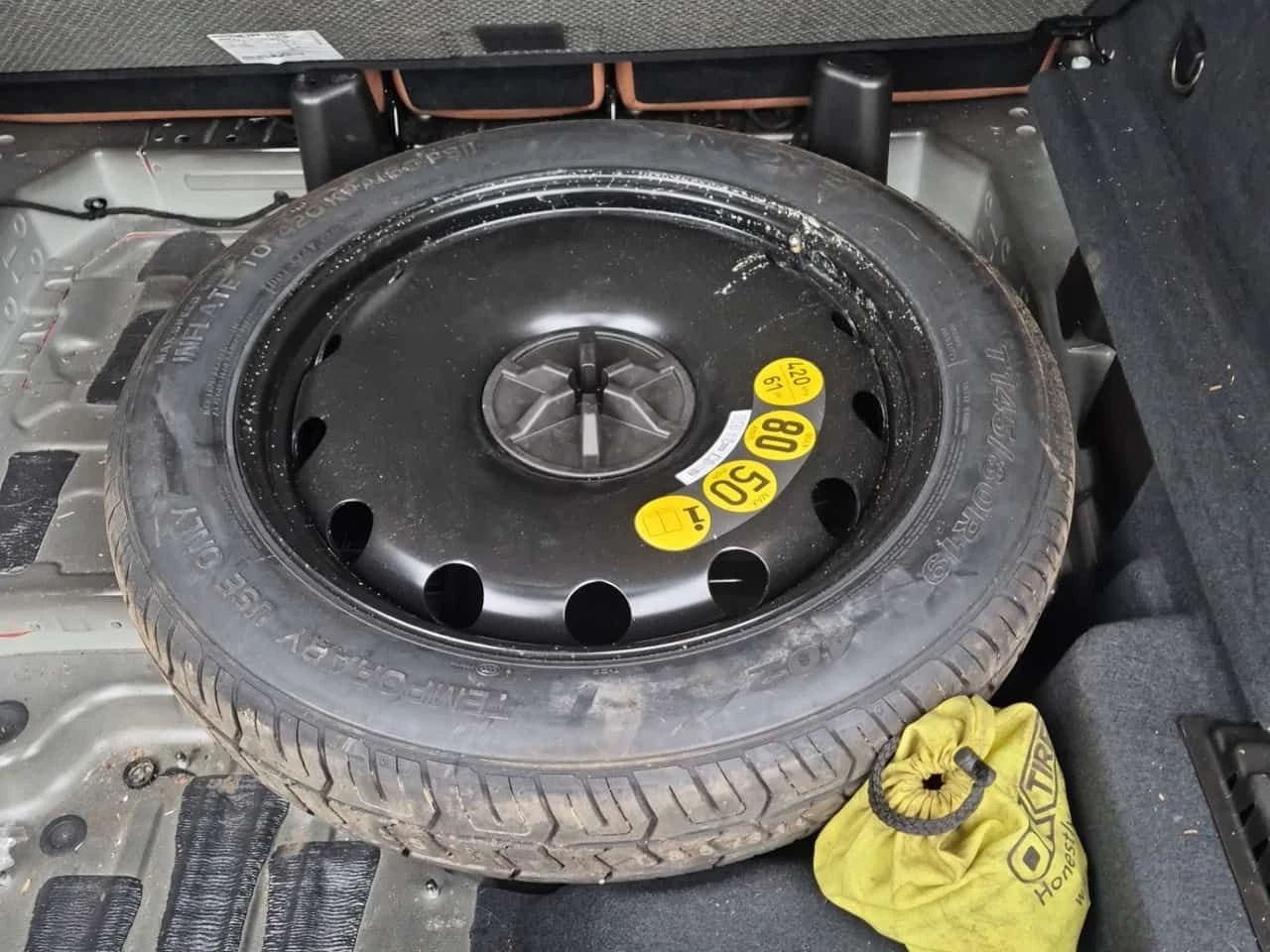 Mercedes-Benz GLE 300 ПОДГРЕВИ * ПАНО * KEYLESS * CARFAX * 2 КЛЮЧА, снимка 15 - Автомобили и джипове - 54348776