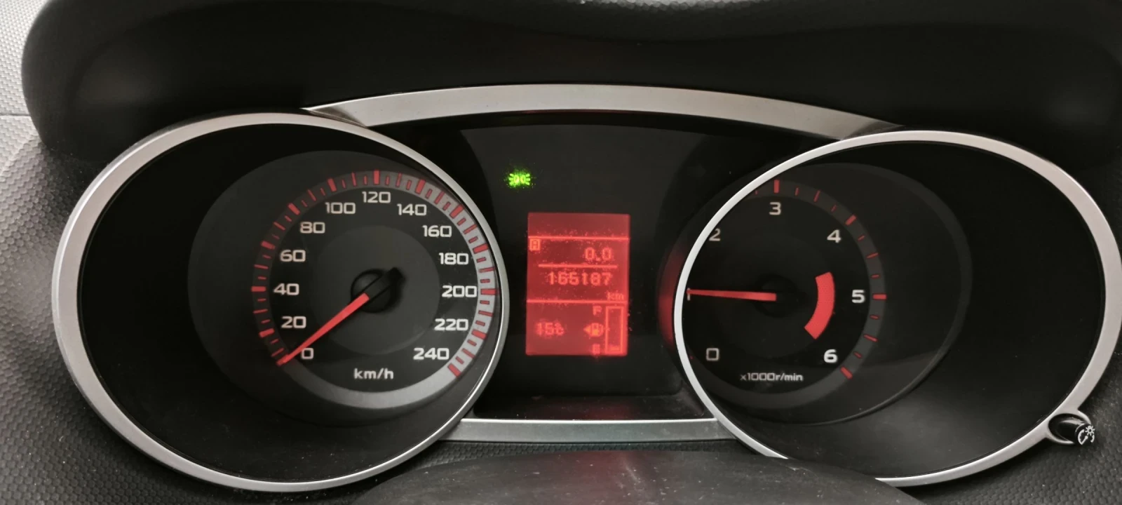 Mitsubishi Outlander 2.0TDI, снимка 10 - Автомобили и джипове - 54517451