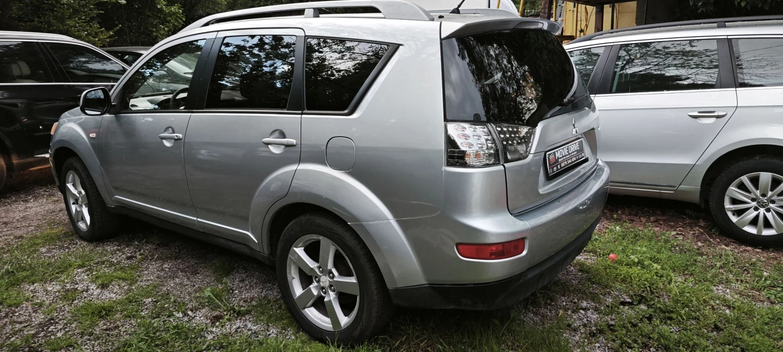 Mitsubishi Outlander 2.0TDI, снимка 5 - Автомобили и джипове - 54517451