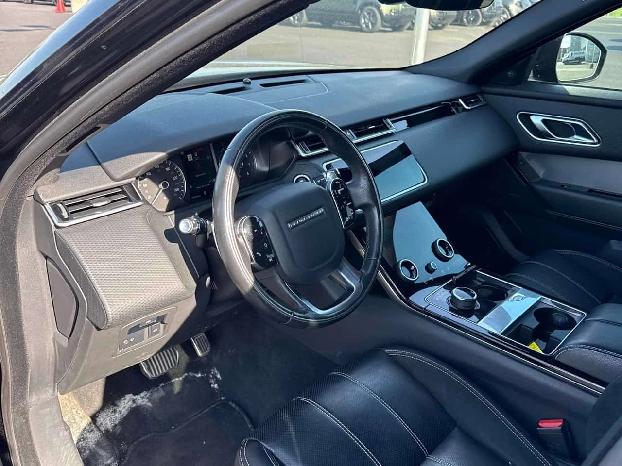 Land Rover Range Rover Velar * R Dynamic S * АВТОКРЕДИТ БЕЗ ПЪРВОНАЧАЛНА ВНОСКА, снимка 5 - Автомобили и джипове - 55137419