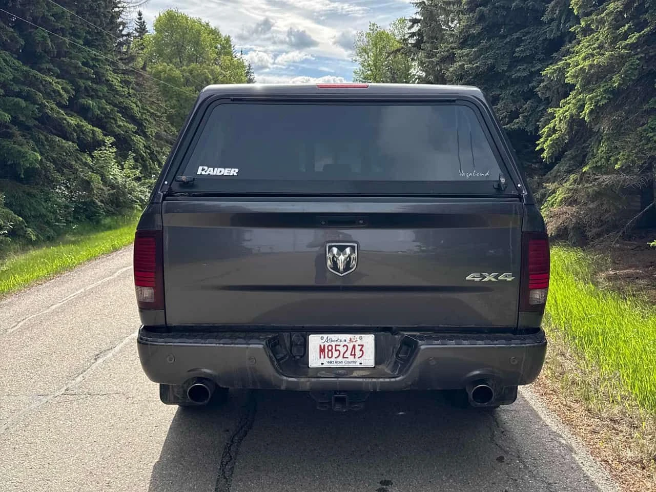 Dodge RAM 1500 * Sport * АВТОКРЕДИТ БЕЗ ПЪРВОНАЧАЛНА ВНОСКА* , снимка 4 - Автомобили и джипове - 55137979
