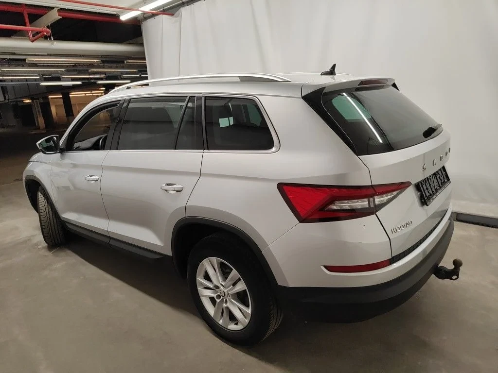 Skoda Kodiaq 2.0 CRTDI Auto Подгрев Сервизна История, снимка 3 - Автомобили и джипове - 55360278