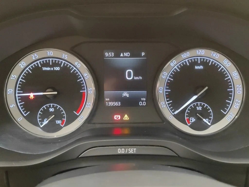 Skoda Kodiaq 2.0 CRTDI Auto Подгрев Сервизна История, снимка 10 - Автомобили и джипове - 55360278