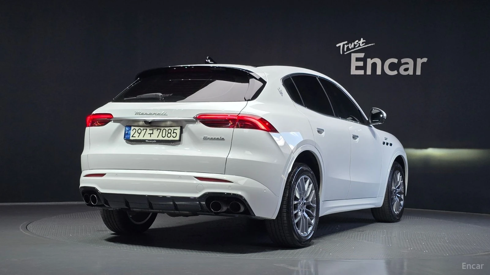 Maserati Grecale GT* AWD* DISTRONIC* 360* КАМЕРА* ПОДГРЕВ* ОБДУХ* , снимка 3 - Автомобили и джипове - 55623701