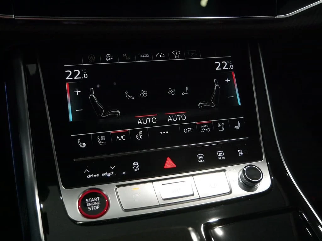 Audi RSQ8 FACELIFT / BLACK OPTIC / MATRIX / PANO/ B&O/ HUD/ , снимка 13 - Автомобили и джипове - 56017826