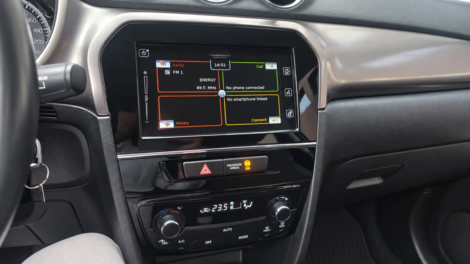 Suzuki Vitara GL+ MHEV, снимка 7 - Автомобили и джипове - 56647225