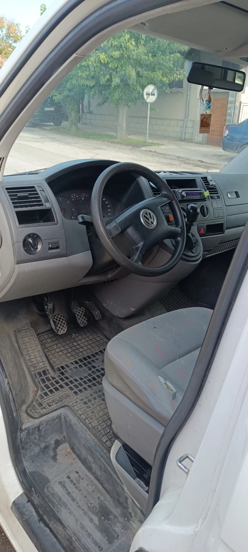 VW T5 Транспортер, дълга база, снимка 6 - Бусове и автобуси - 52540761