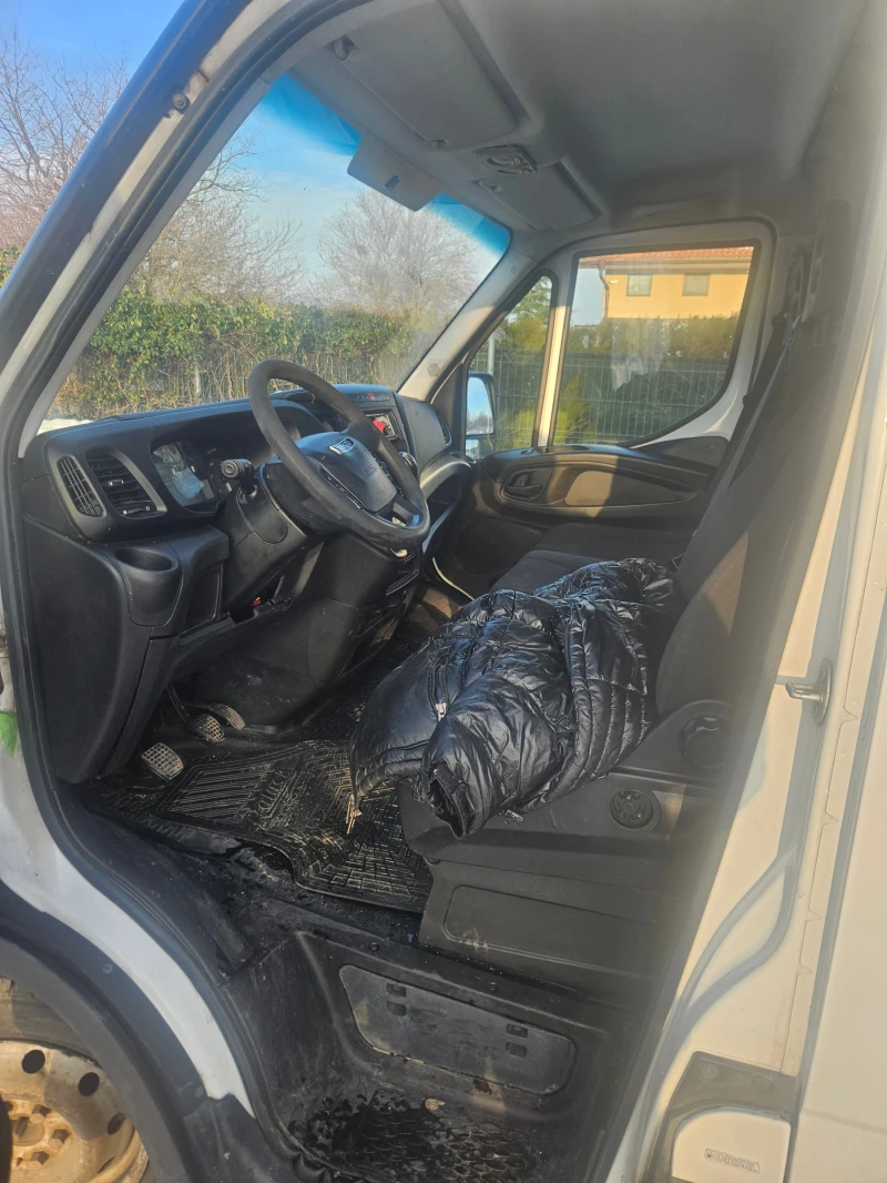 Iveco Daily 35S16, снимка 8 - Бусове и автобуси - 53276094