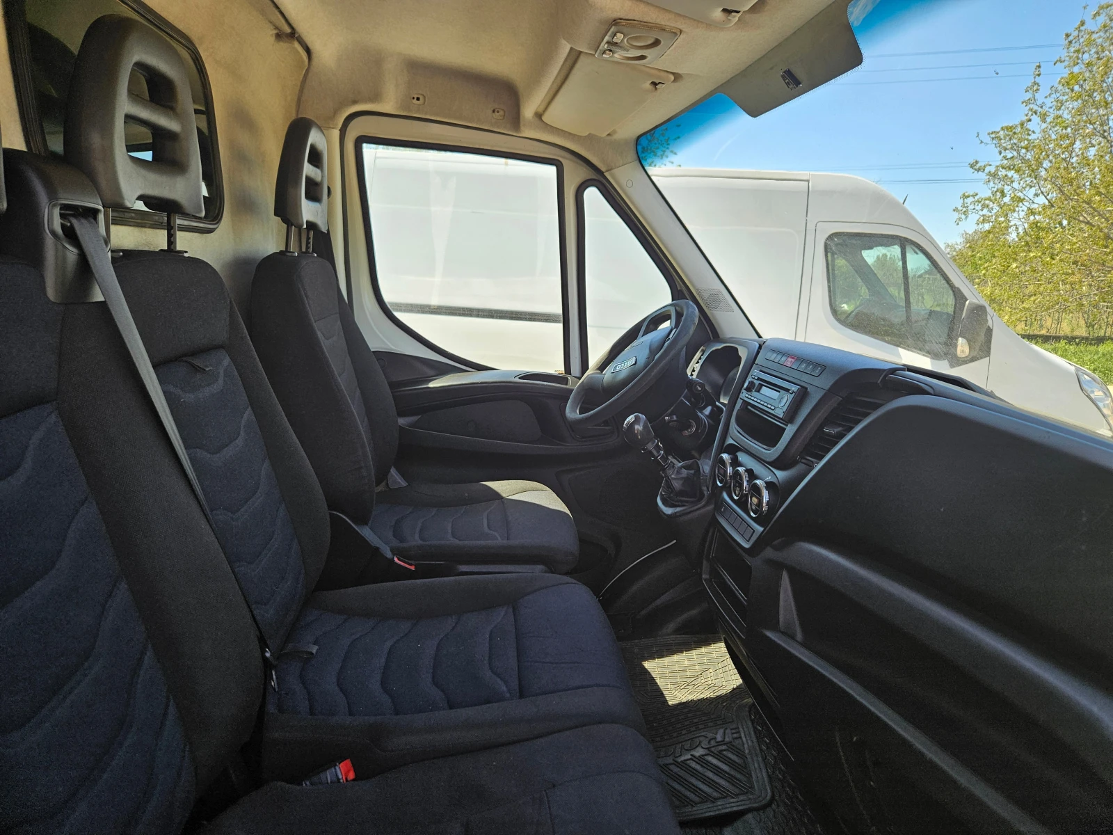 Iveco Daily 35S16, снимка 7 - Бусове и автобуси - 53276094