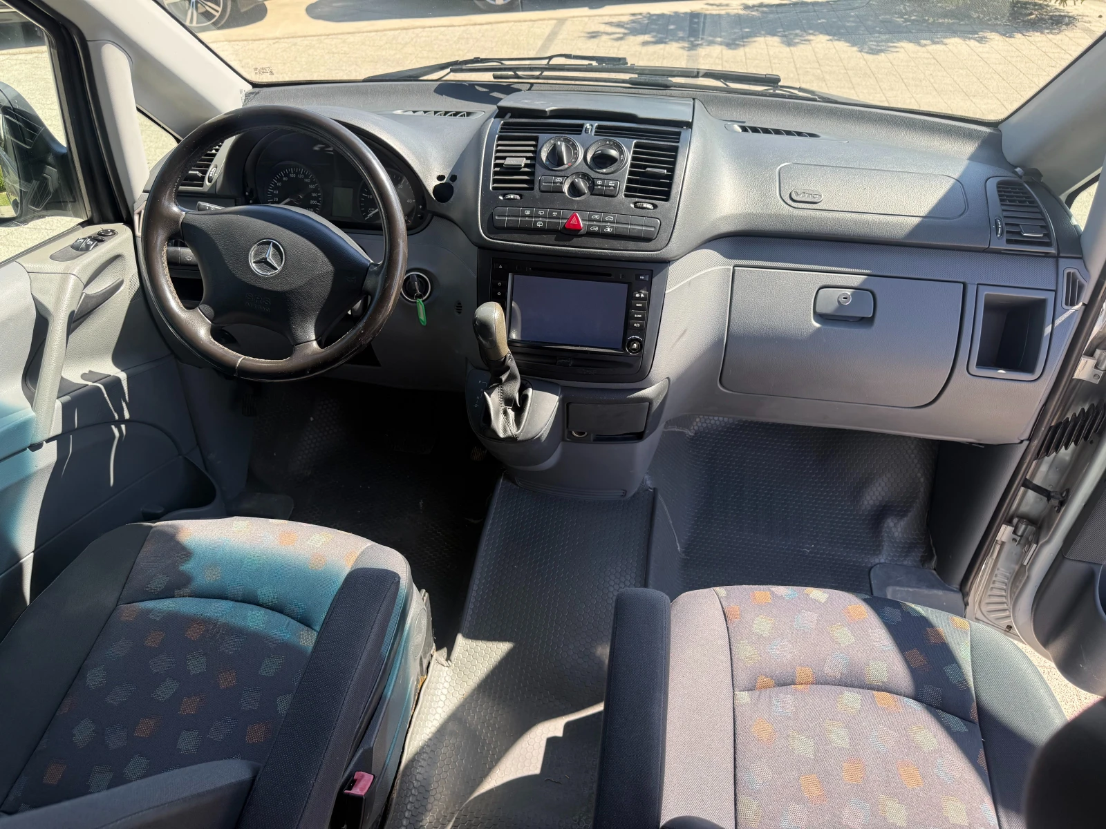 Mercedes-Benz Vito 3.0CDI V6 Товаропътнически 5-местен Long Клима , снимка 12 - Бусове и автобуси - 56007169