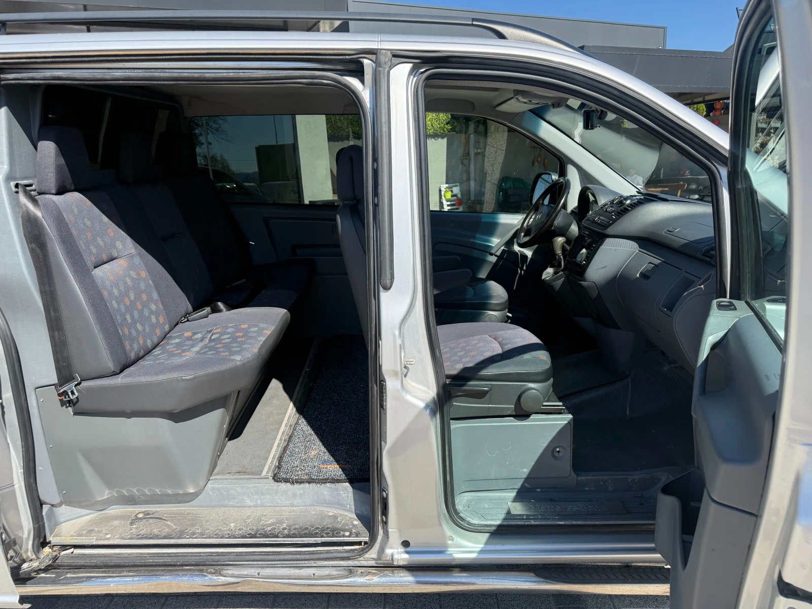 Mercedes-Benz Vito 3.0CDI V6 Товаропътнически 5-местен Long Клима , снимка 9 - Бусове и автобуси - 56007169