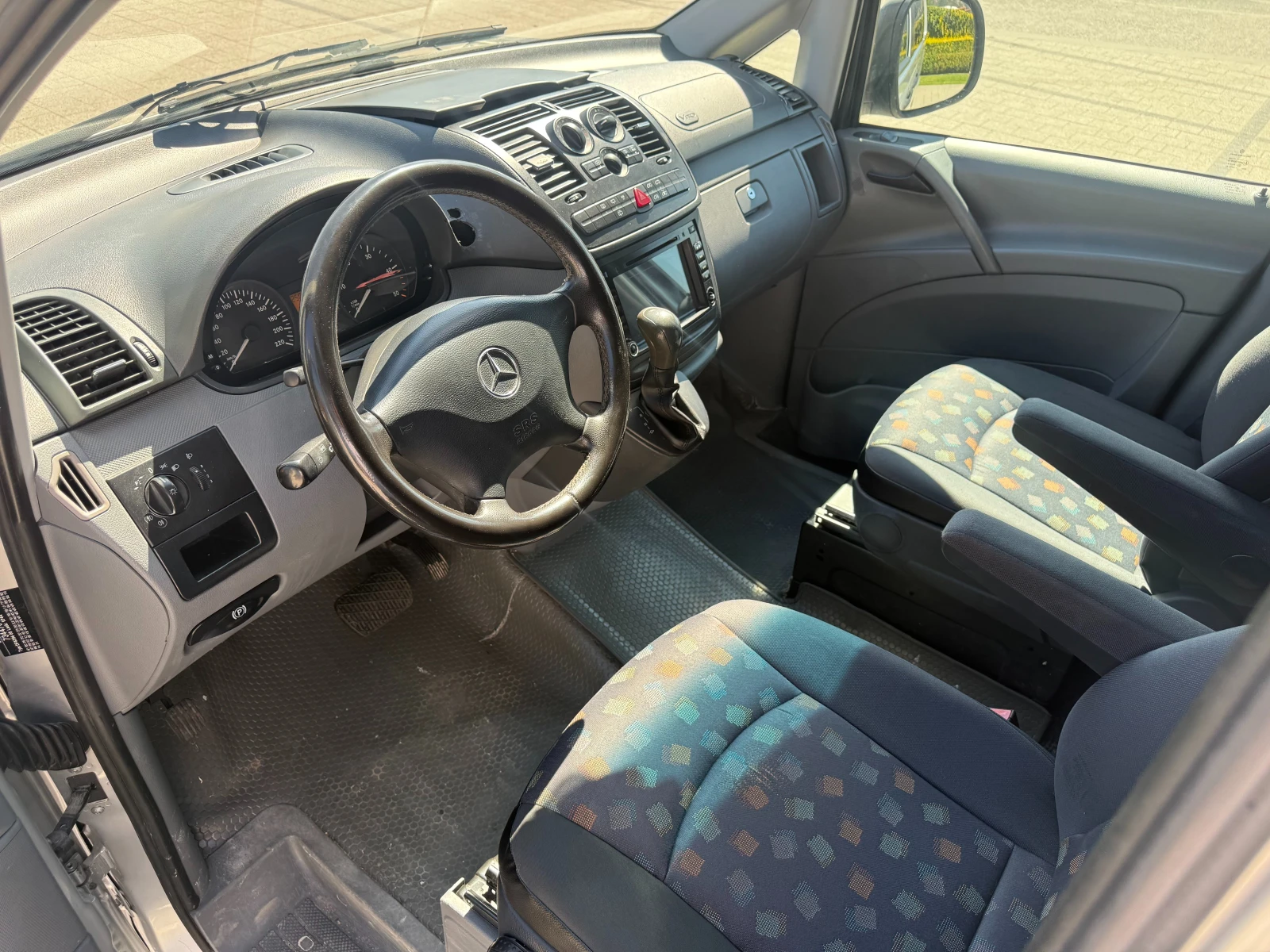 Mercedes-Benz Vito 3.0CDI V6 Товаропътнически 5-местен Long Клима , снимка 13 - Бусове и автобуси - 56007169