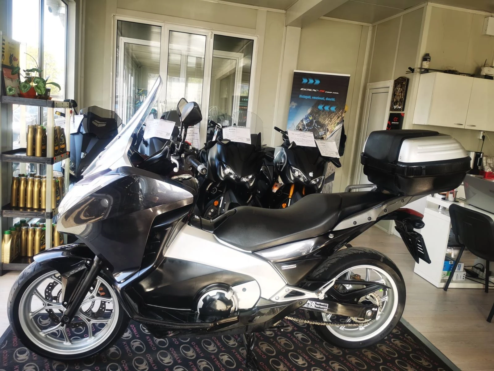 Honda Integra 700i ABS 2012. | Mobile.bg   12