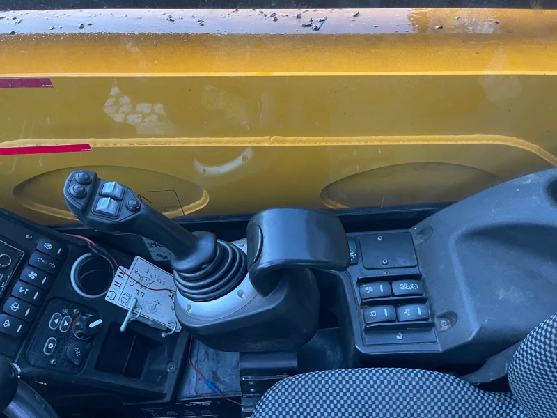 Телескопичен товарач JCB 535-95 AGRI SUPER ЛИЗИНГ, снимка 13 - Селскостопанска техника - 52589260