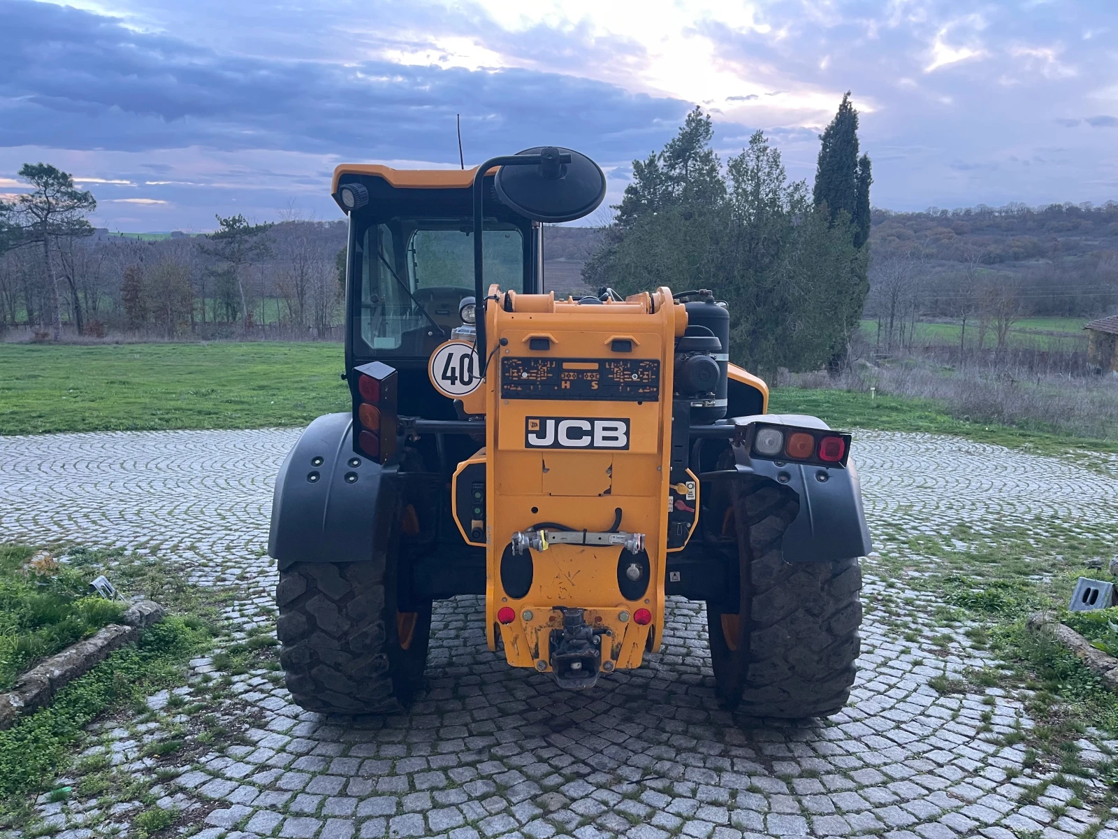 Телескопичен товарач JCB 535-95 AGRI SUPER ЛИЗИНГ - изображение 6
