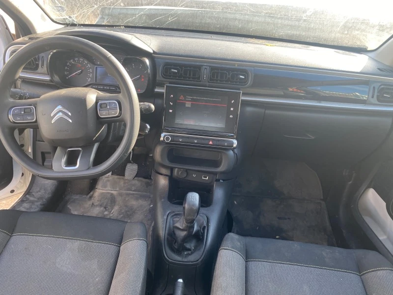 Citroen C3 1.2i, снимка 8 - Автомобили и джипове - 38736997