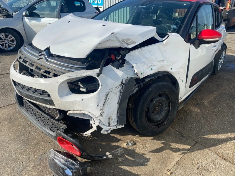 Citroen C3 1.2i, снимка 2 - Автомобили и джипове - 38736997