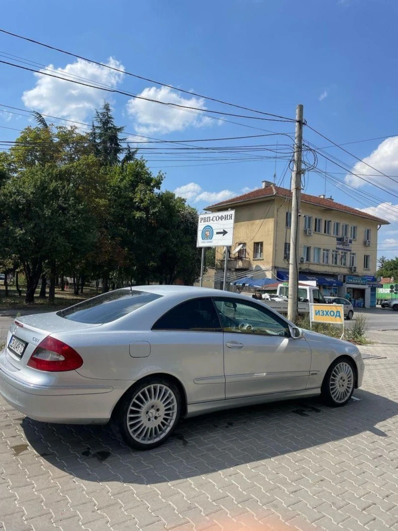 Mercedes-Benz CLK, снимка 5 - Автомобили и джипове - 45482298