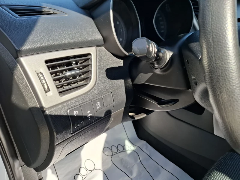 Hyundai I30 1.4i 99кс evro6, снимка 8 - Автомобили и джипове - 47178841