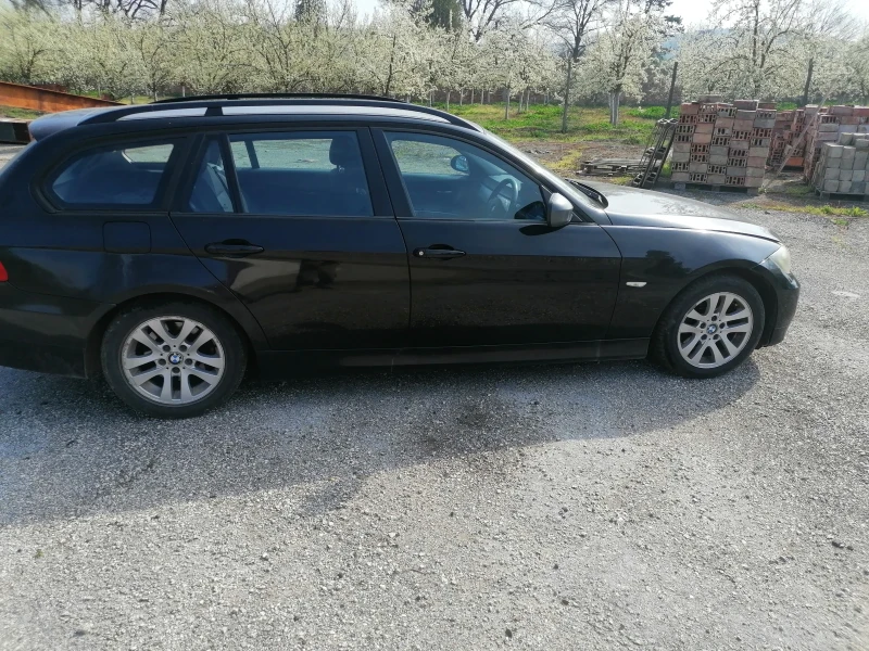 BMW 320 2.0, снимка 1 - Автомобили и джипове - 47293444