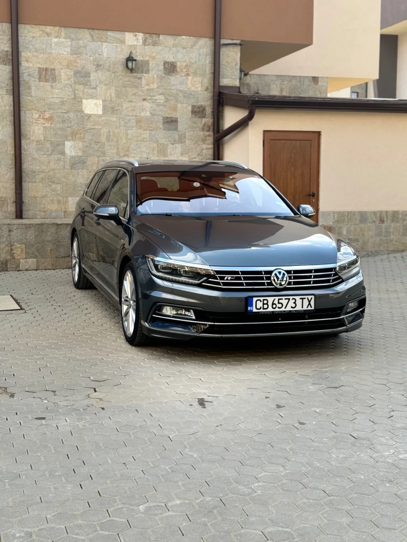 VW Passat 2.0 TDI/190ps/4 MOTION/R LINE/360/PARK ASSIST, снимка 3 - Автомобили и джипове - 47551247