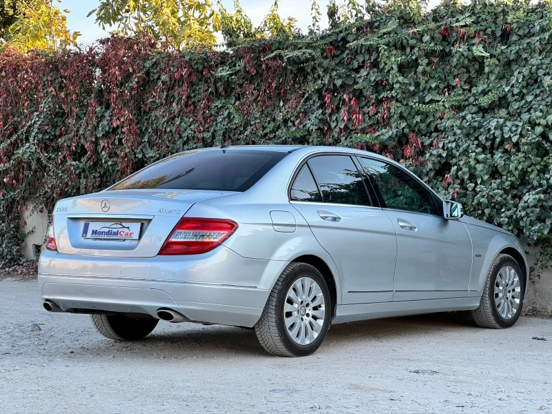 Mercedes-Benz C 300 C280 3.0 V6 231kc 4matic FACELIFT, снимка 5 - Автомобили и джипове - 47804506