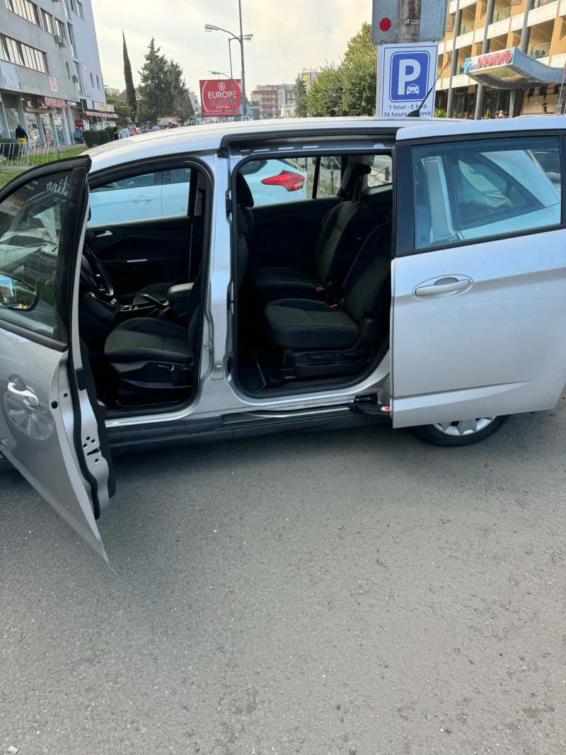 Ford Grand C-Max, снимка 4 - Автомобили и джипове - 48282596