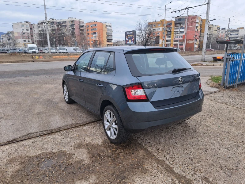 Skoda Fabia, снимка 5 - Автомобили и джипове - 48779225