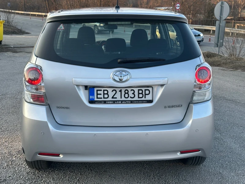 Toyota Corolla verso 1.6 2009 г ГАЗОВ ИНЖЕКЦИОН ТОП СЪСТОЯНИЕ, снимка 6 - Автомобили и джипове - 49089486