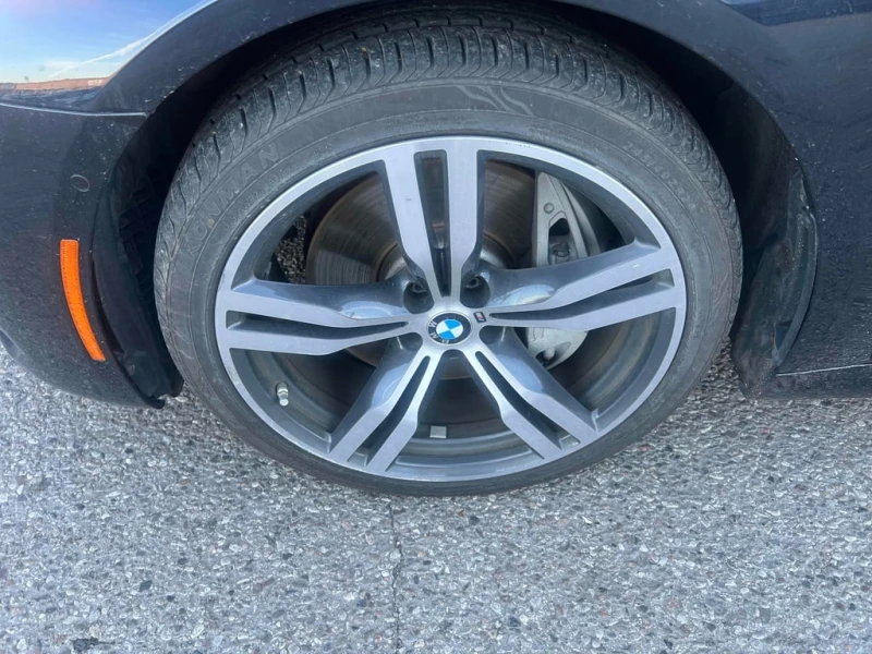 BMW 750 * xDrive * CARFAX * БЕЗ ПЪРВОНАЧАЛНА ВНОСКА, снимка 7 - Автомобили и джипове - 52999036