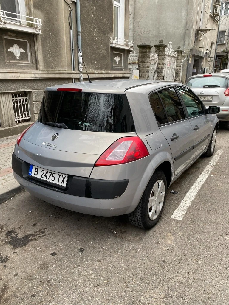 Renault Megane 1.6, снимка 2 - Автомобили и джипове - 49546145